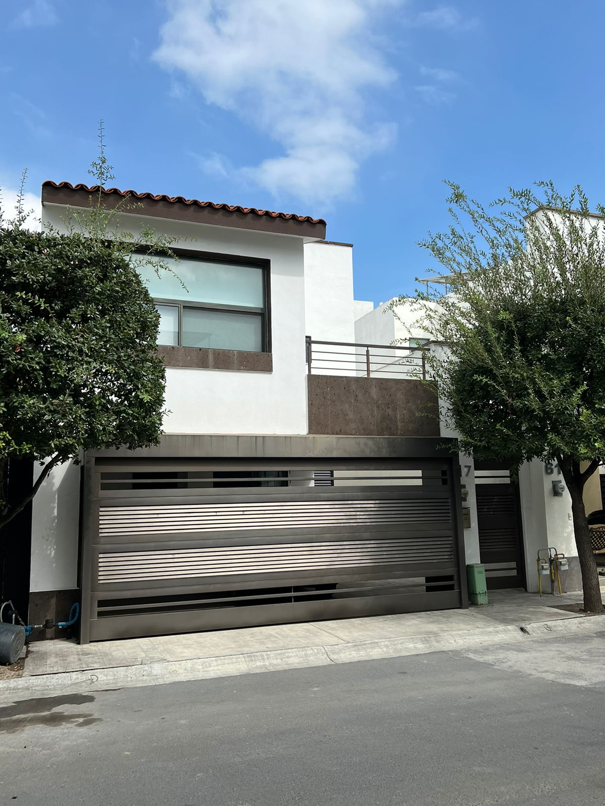 HERMOSA CASA EN RENTA AMUEBLADA Y EQUIPADA EN VIVENZA SAN NICOLAS DE LOS  GARZA – Más Firme