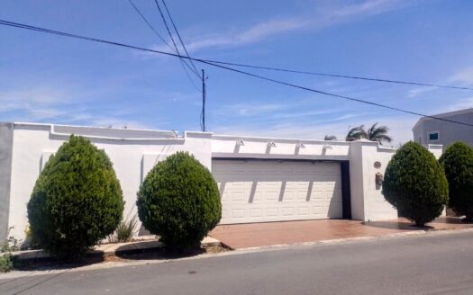 CASA EN VENTA EN APODACA