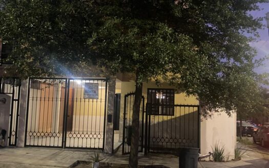 CASA AMUEBLADA EN RENTA EN APODACA CRB-010