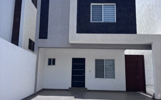 CASA EN RENTA AMUEBLADA EN ESCOBEDO